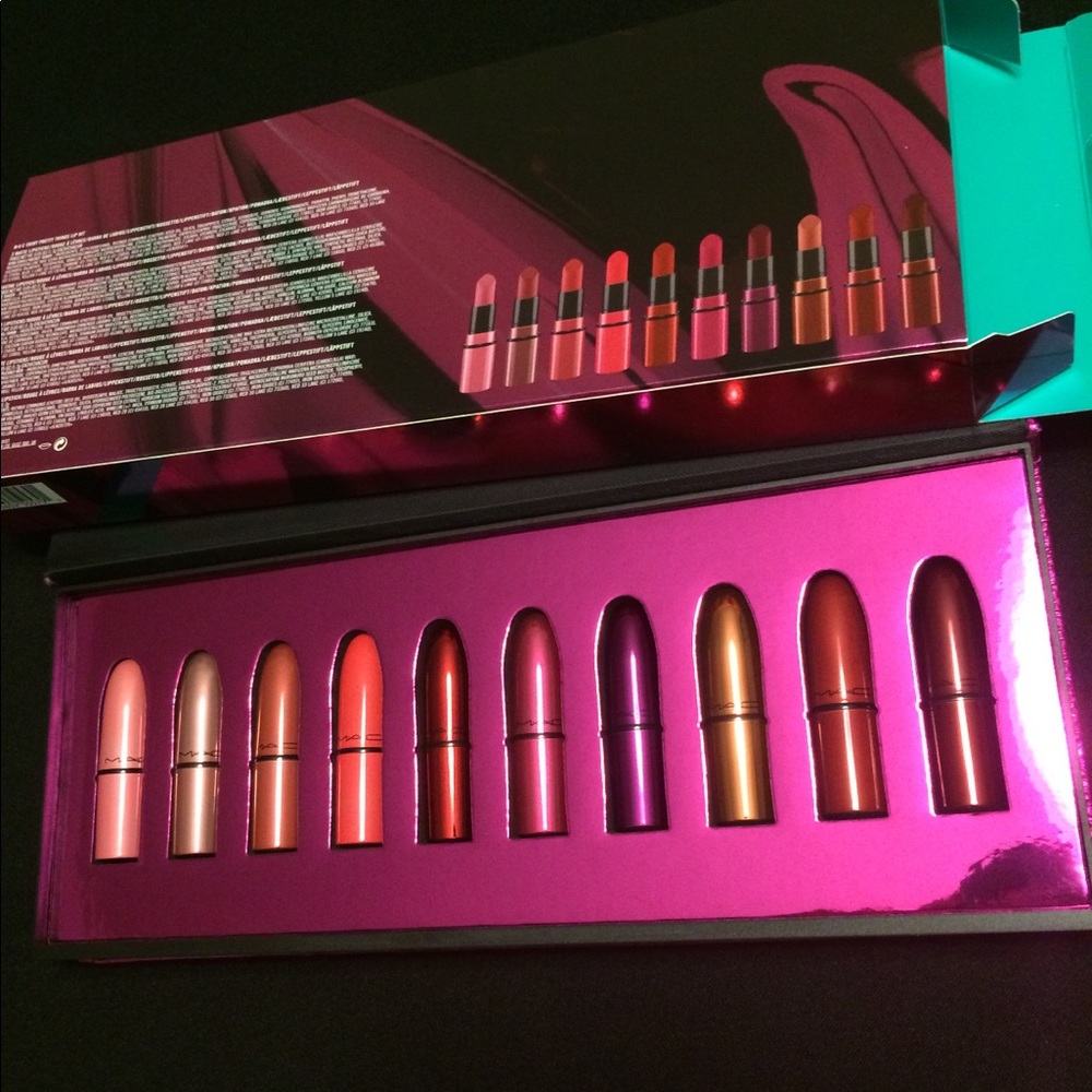 Mac shiny pretty things lip kit brand new